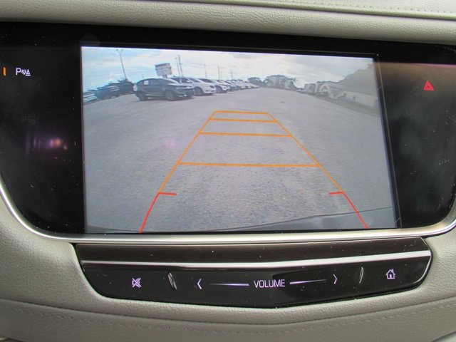 Vehicle image 28 of 51