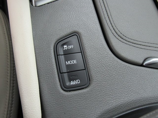 Vehicle image 31 of 51