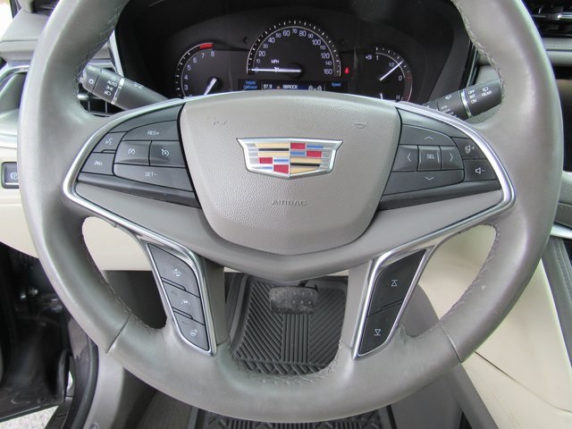 Vehicle image 24 of 51