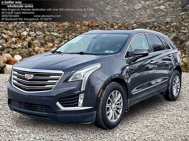 2017 Cadillac XT5 Luxury Image 1 of 31