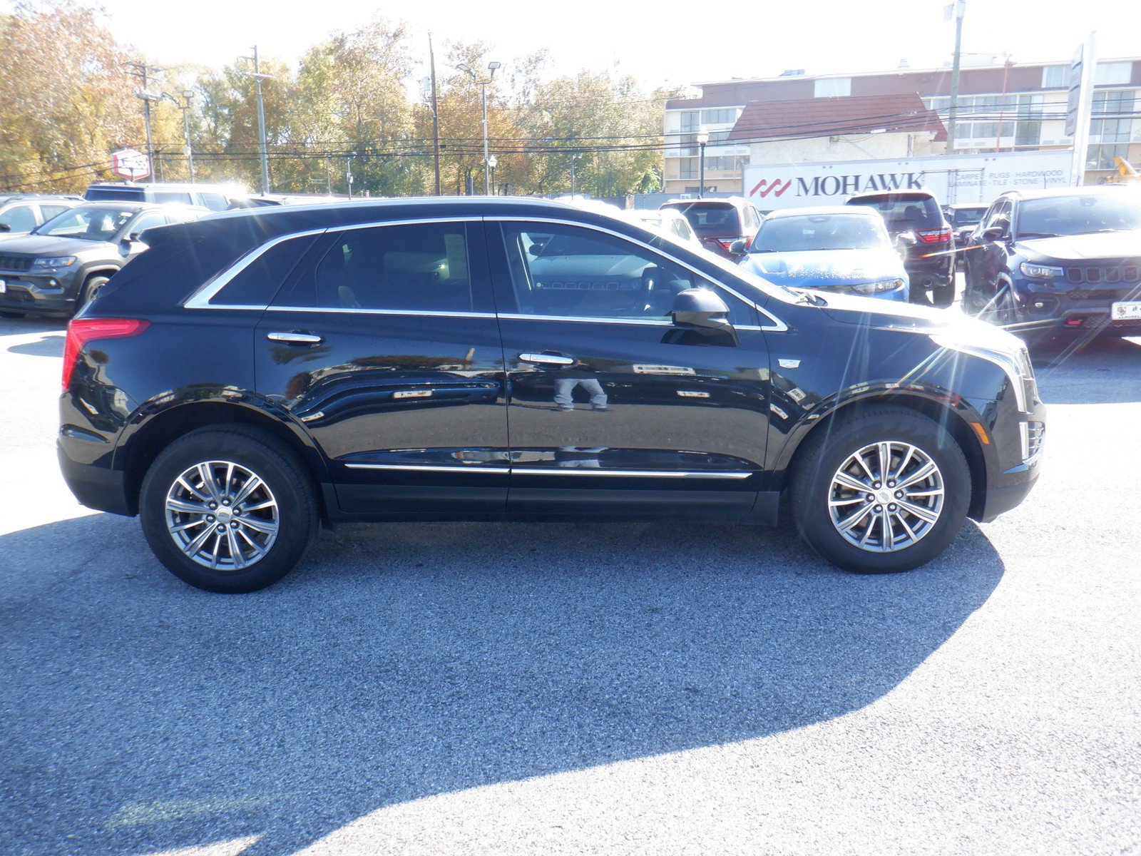 Vehicle image 4 of 40