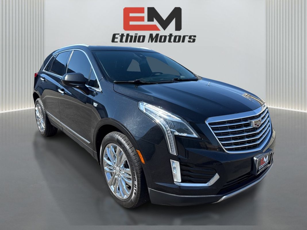 2017 Cadillac XT5 Platinum Image 3 of 47