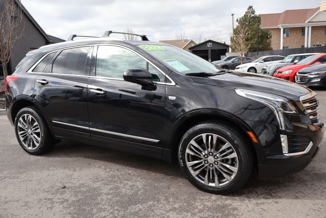 2017 Cadillac XT5 Premium Luxury Image 2 of 52