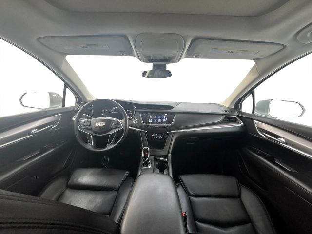 2017 Cadillac XT5 Premium Luxury Image 17 of 48