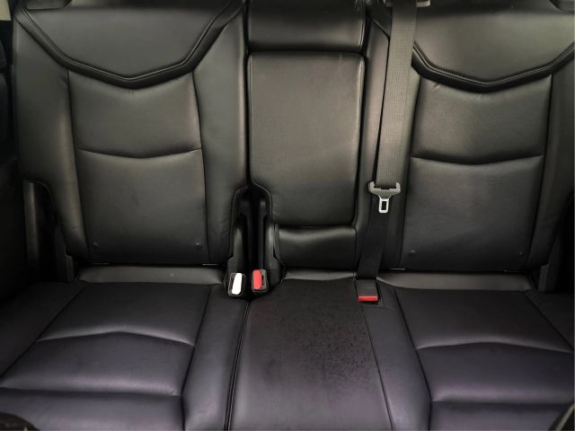 2017 Cadillac XT5 Premium Luxury Image 16 of 48