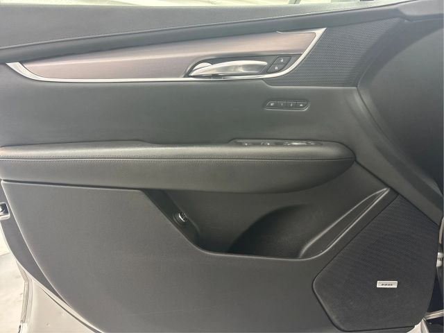 2017 Cadillac XT5 Premium Luxury Image 29 of 48