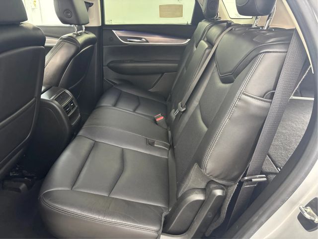 2017 Cadillac XT5 Premium Luxury Image 14 of 48