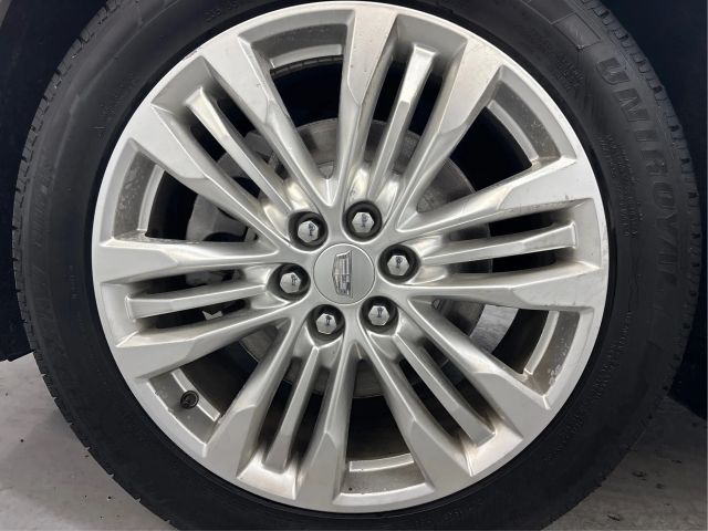 2017 Cadillac XT5 Premium Luxury Image 12 of 48