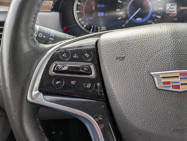 Vehicle image 25 of 35