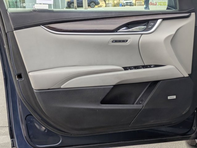Vehicle image 15 of 35