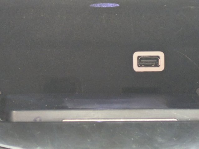 Vehicle image 32 of 35