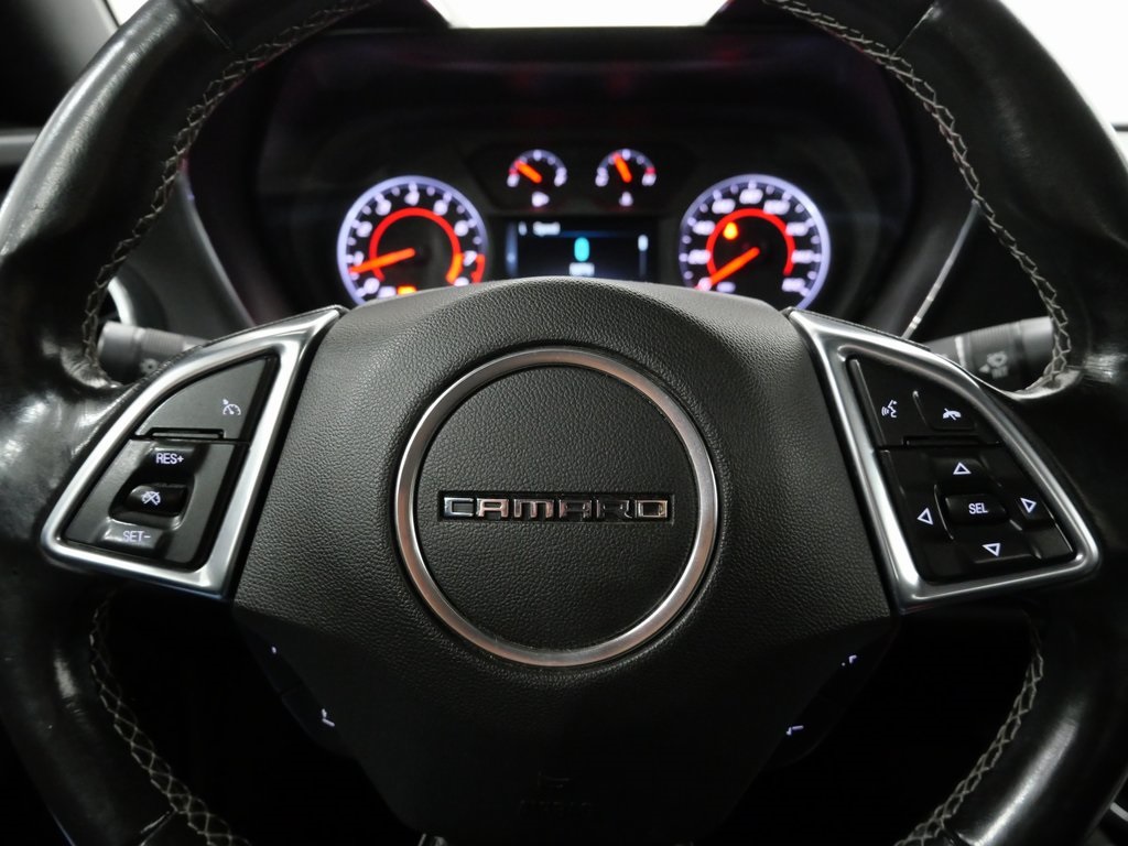 2017 Chevrolet Camaro 1LT Image 14 of 25