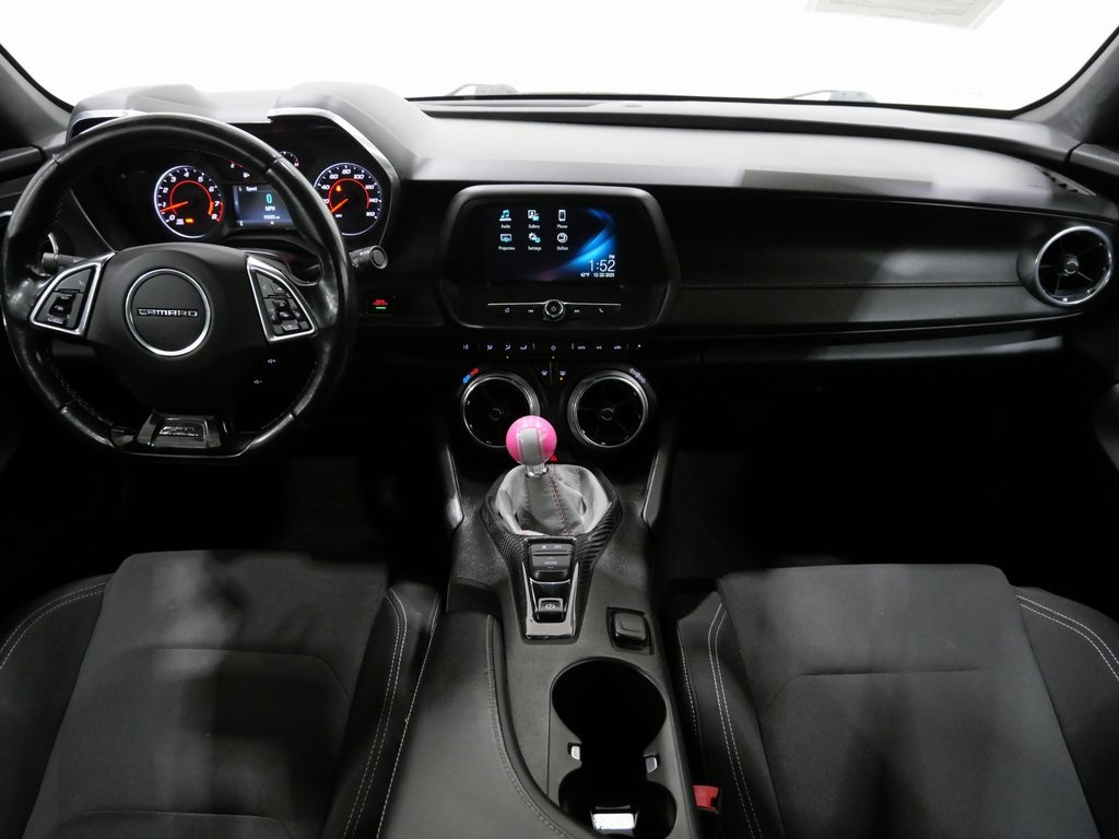 2017 Chevrolet Camaro 1LT Image 13 of 25