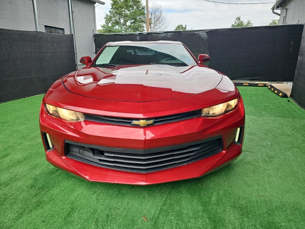 2017 Chevrolet Camaro 1LT Image 2 of 48