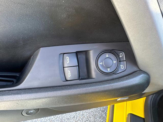 Vehicle image 20 of 33