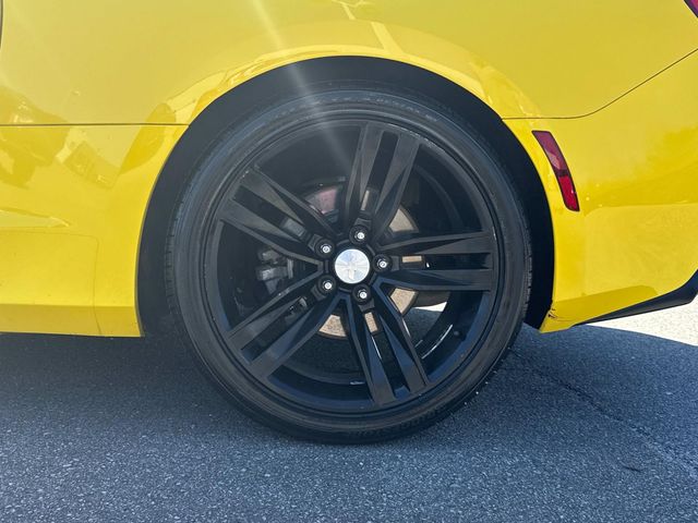 Vehicle image 12 of 33