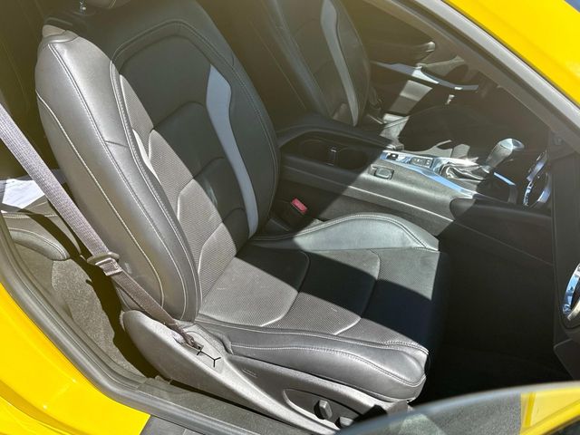 Vehicle image 16 of 33