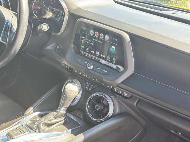 Vehicle image 14 of 33