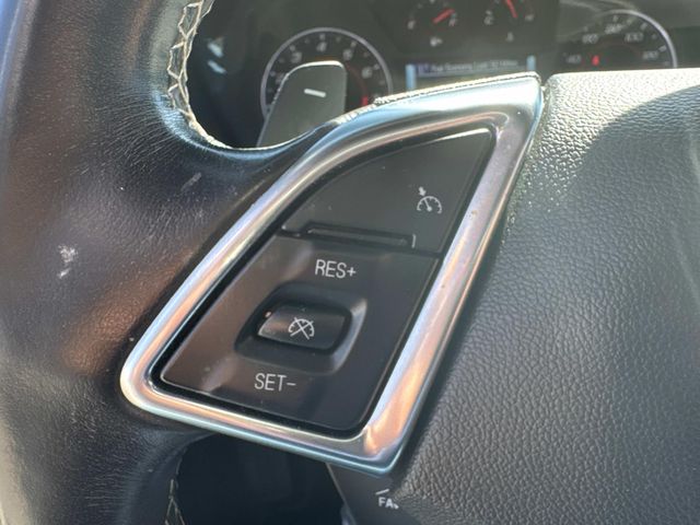 Vehicle image 24 of 33