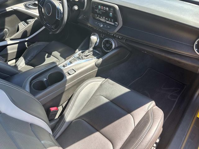 Vehicle image 13 of 33