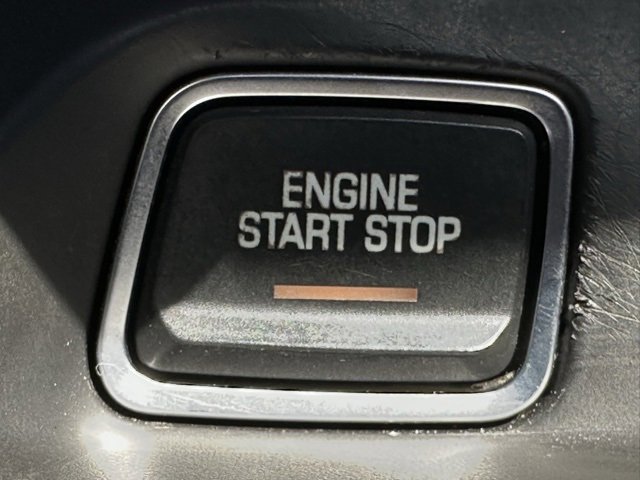 Vehicle image 16 of 33