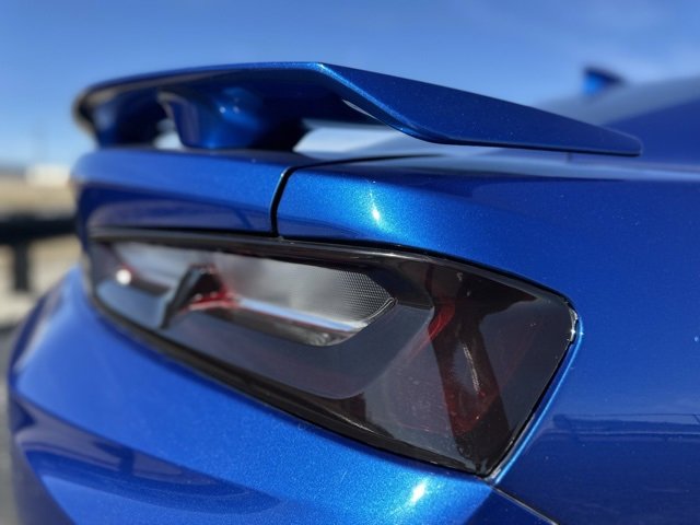 Vehicle image 4 of 33
