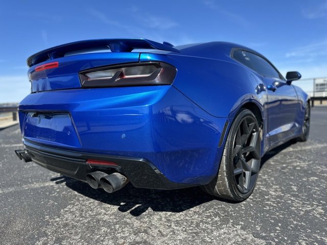 Vehicle image 3 of 33