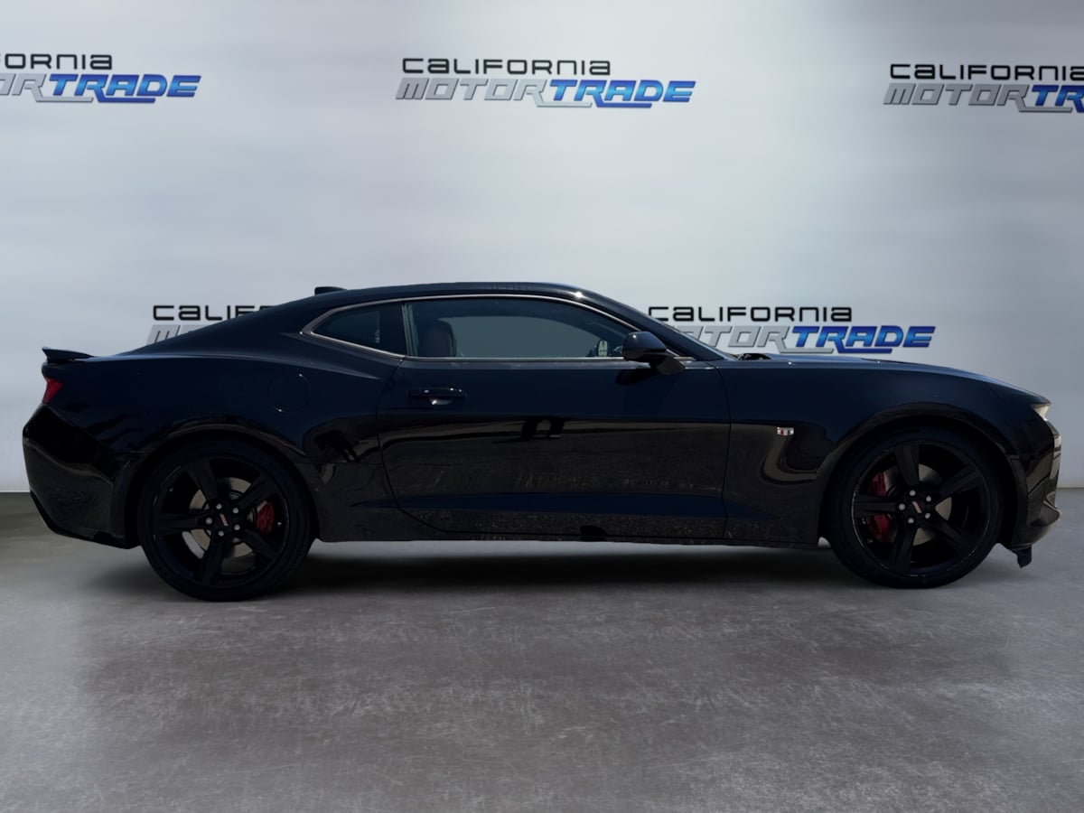 Vehicle image 4 of 22