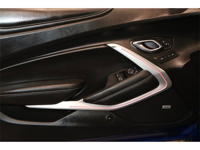 Vehicle image 23 of 29