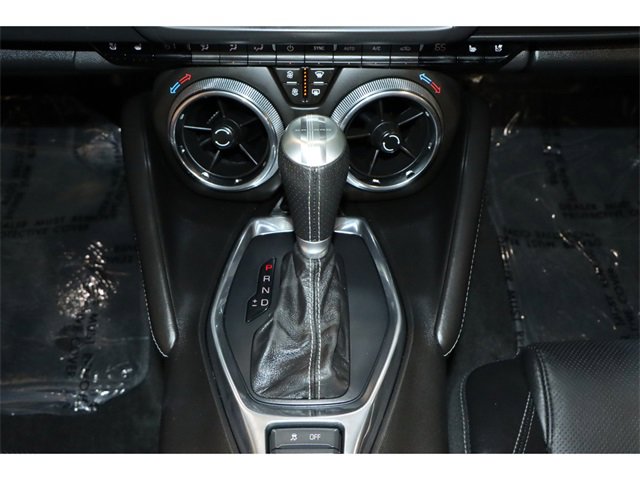 Vehicle image 25 of 29