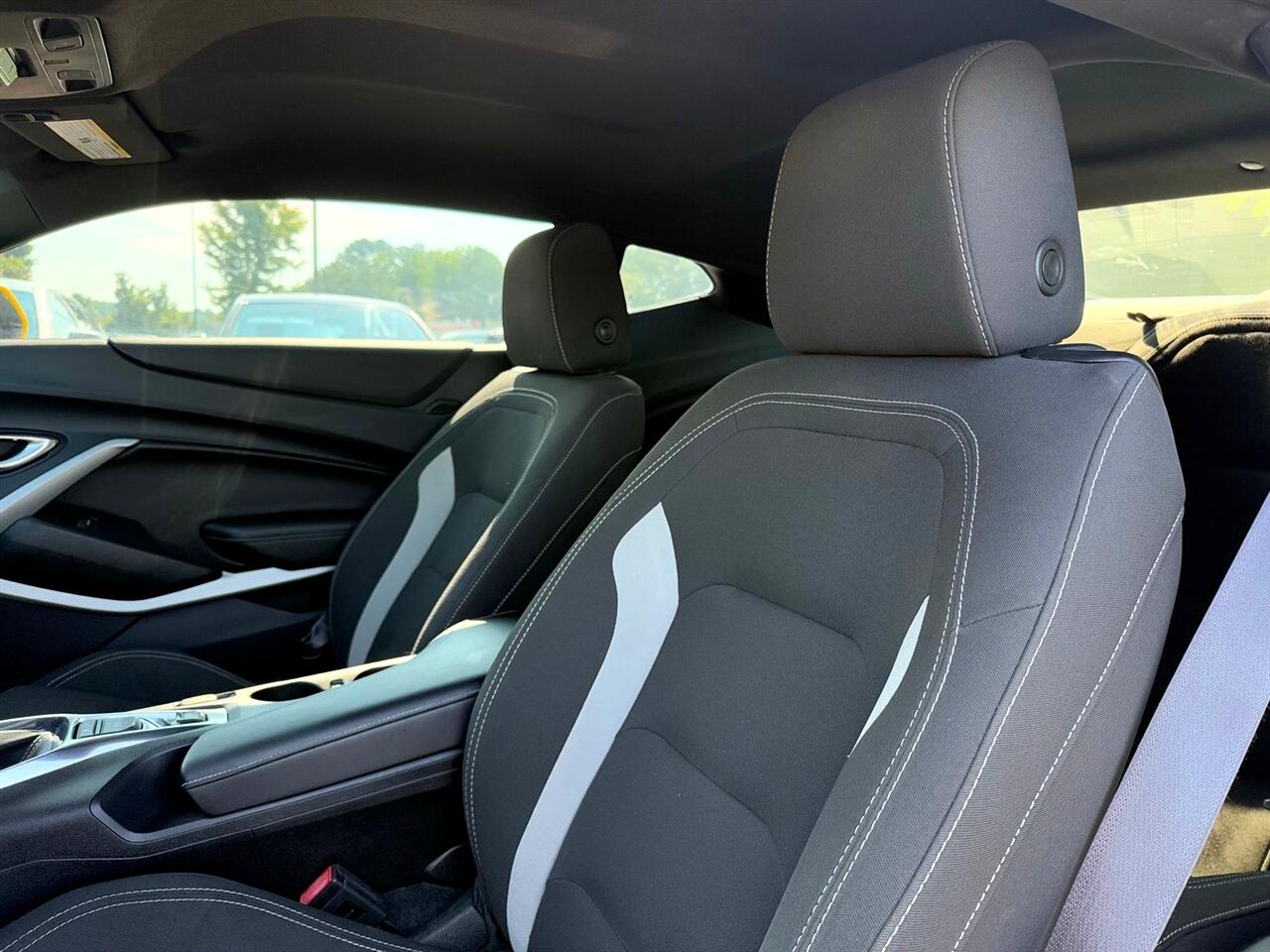 Vehicle image 12 of 34