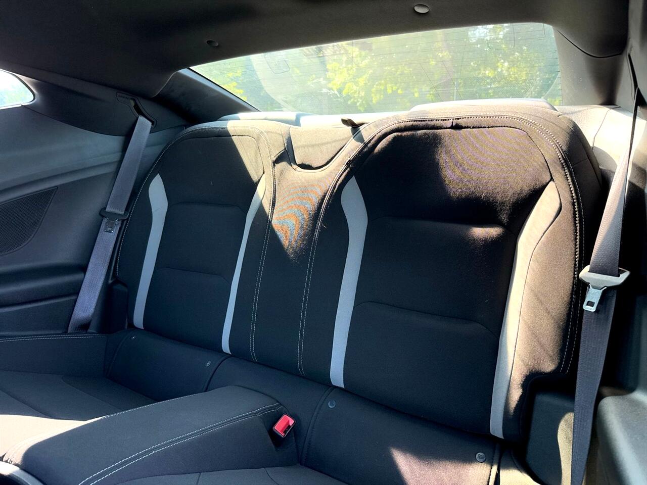 Vehicle image 13 of 34