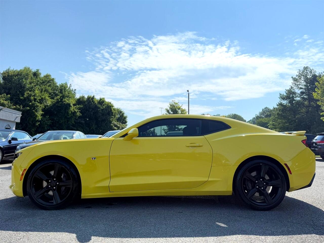 Vehicle image 9 of 34
