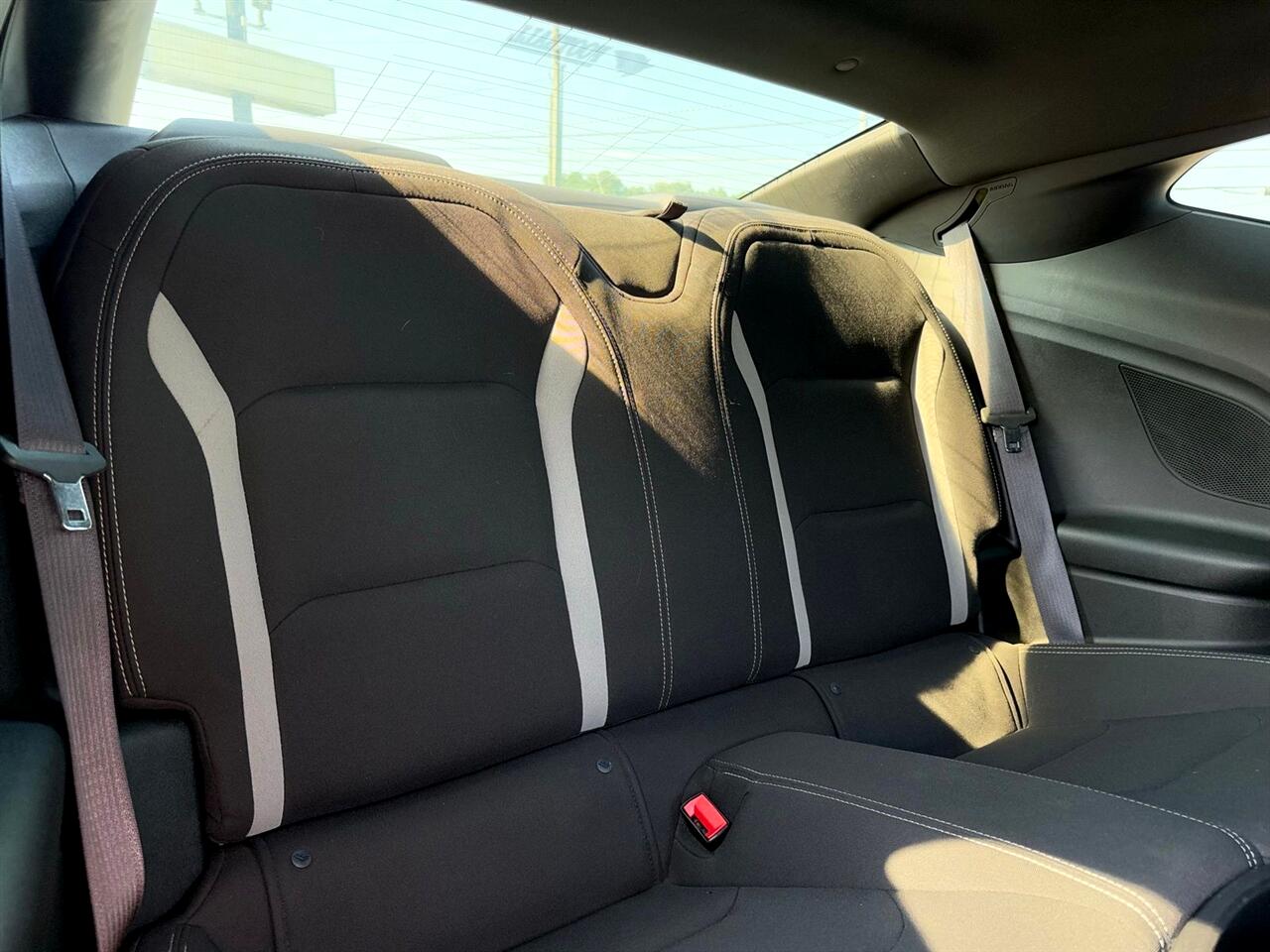 Vehicle image 11 of 34