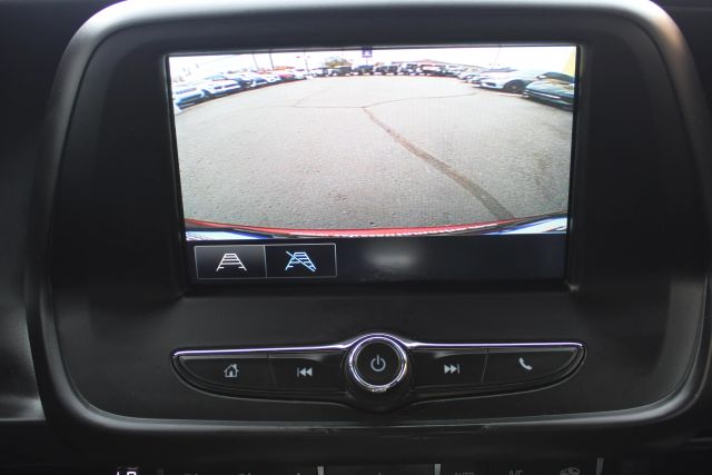 2017 Chevrolet Camaro 1LT Image 9 of 21