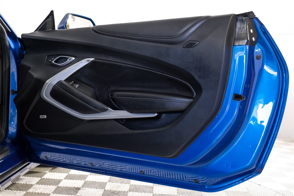 Vehicle image 43 of 53