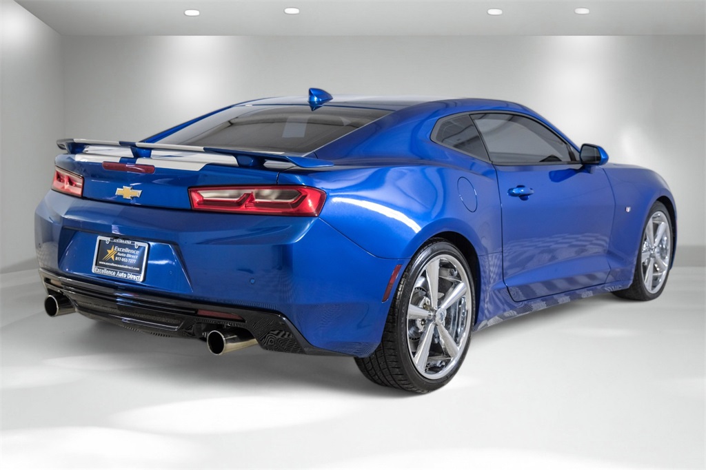Vehicle image 5 of 53