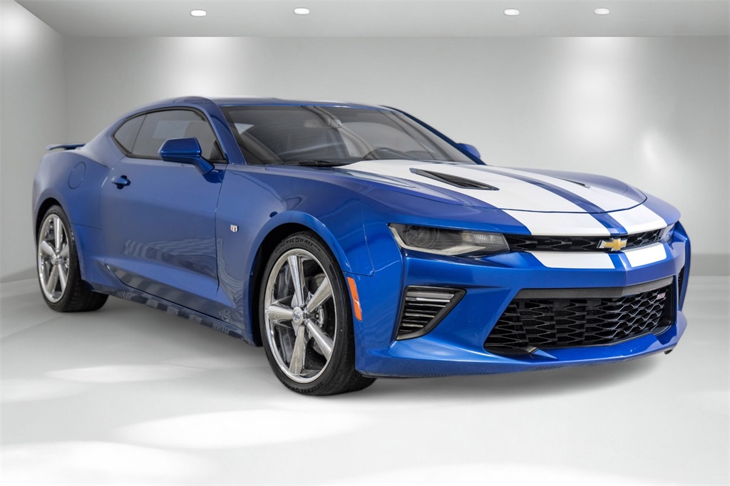 Vehicle image 4 of 53