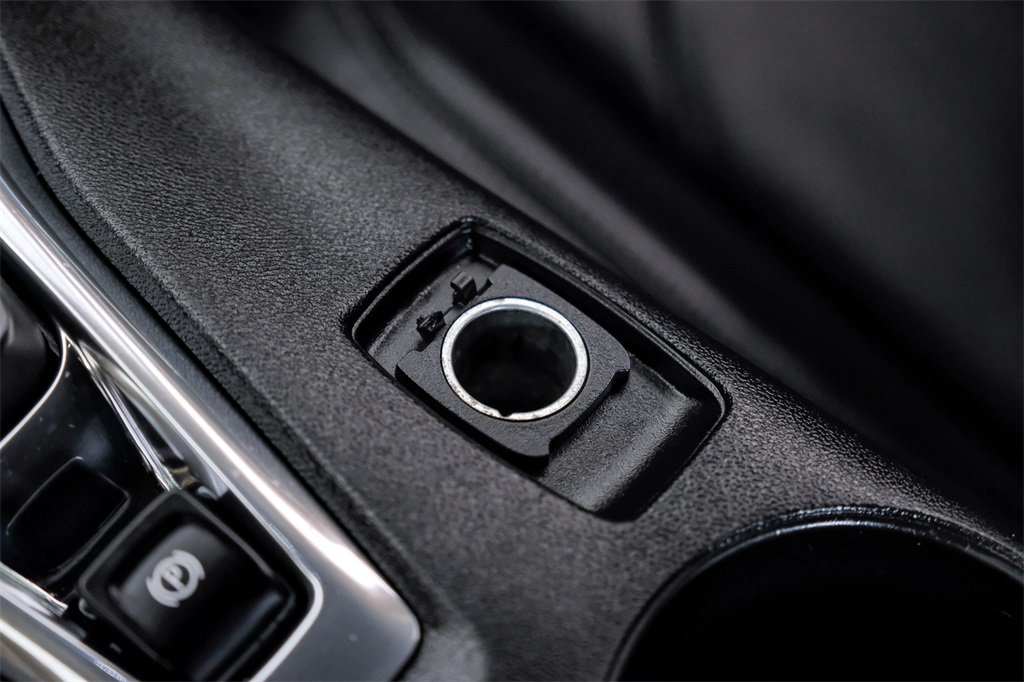 Vehicle image 27 of 53