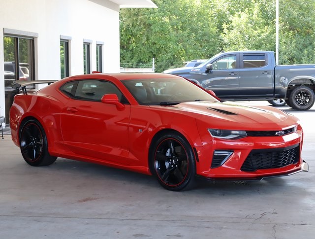 Vehicle image 3 of 48