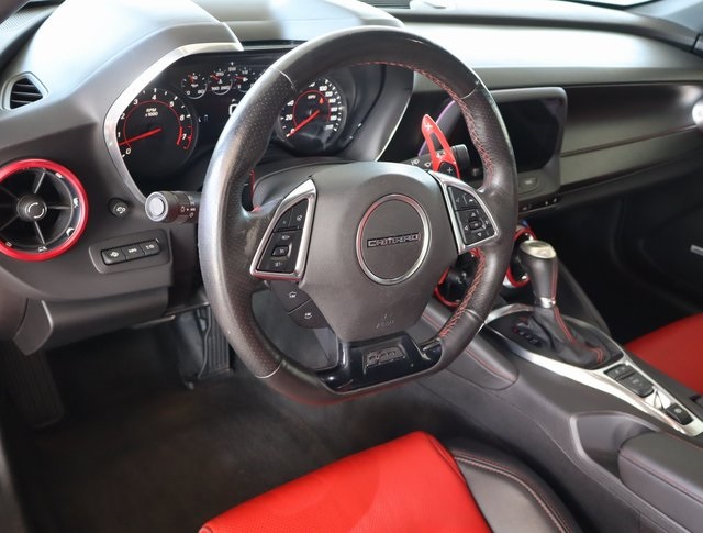 Vehicle image 19 of 48