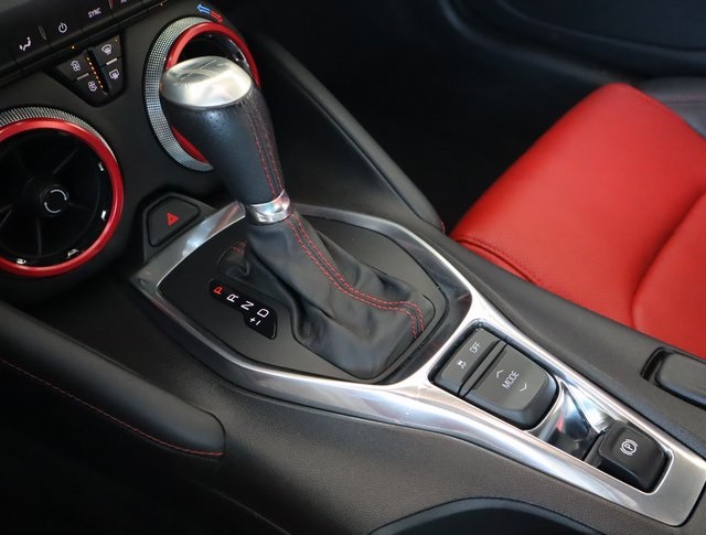 Vehicle image 25 of 48