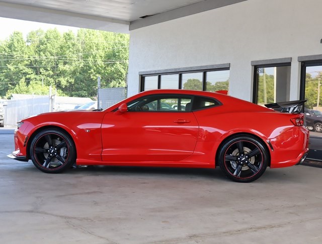 Vehicle image 8 of 48