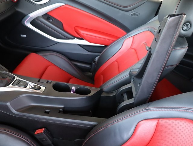 Vehicle image 26 of 48