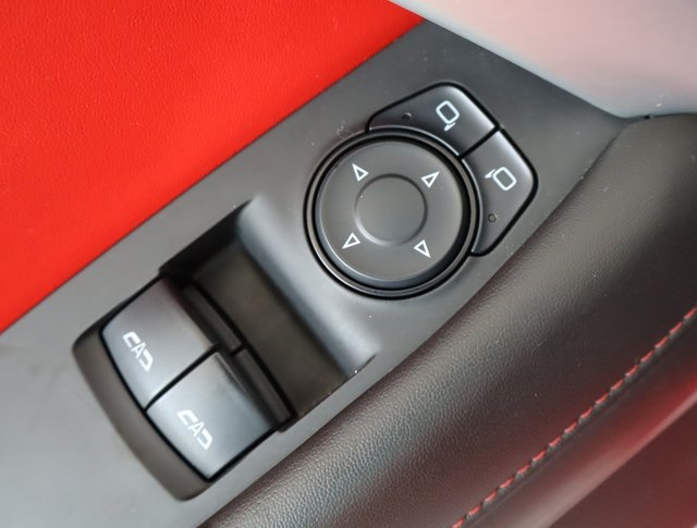 Vehicle image 34 of 48