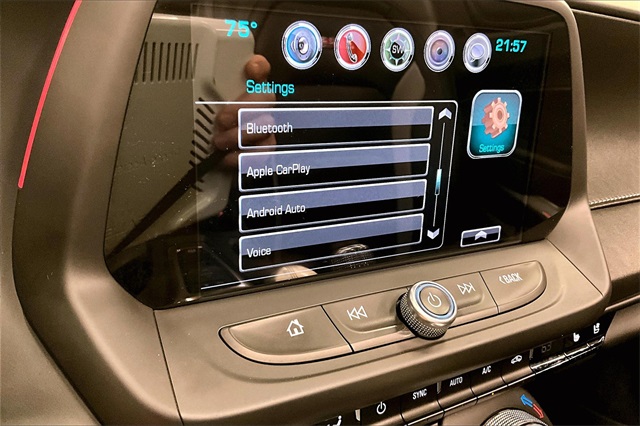 2017 Chevrolet Camaro 2SS Image 21 of 35