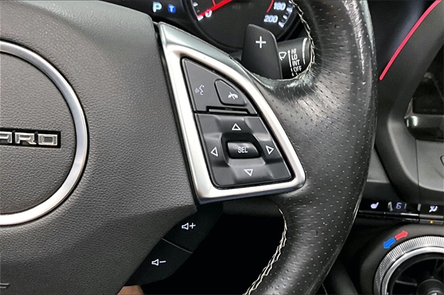 2017 Chevrolet Camaro 2SS Image 17 of 35
