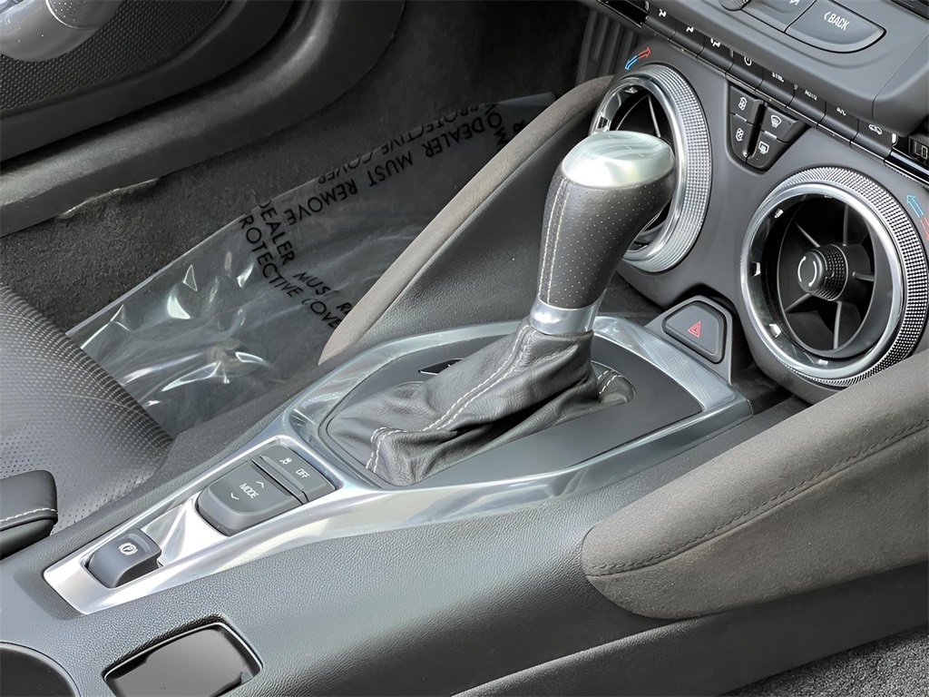 Vehicle image 29 of 44