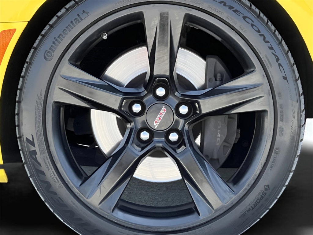 Vehicle image 15 of 44
