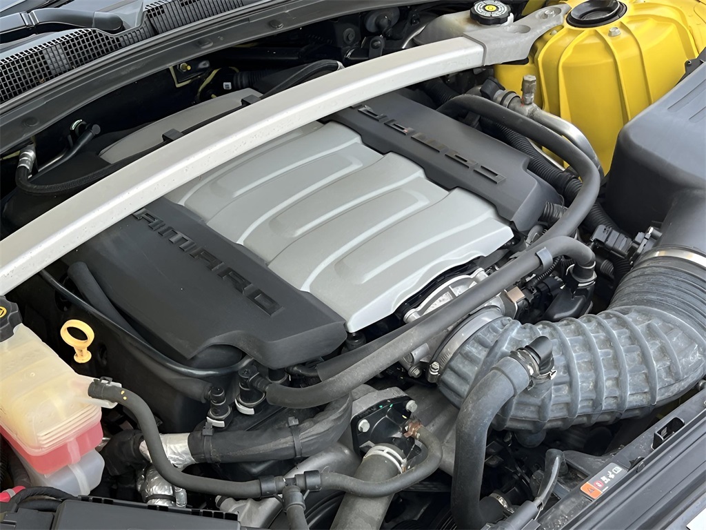 Vehicle image 13 of 44